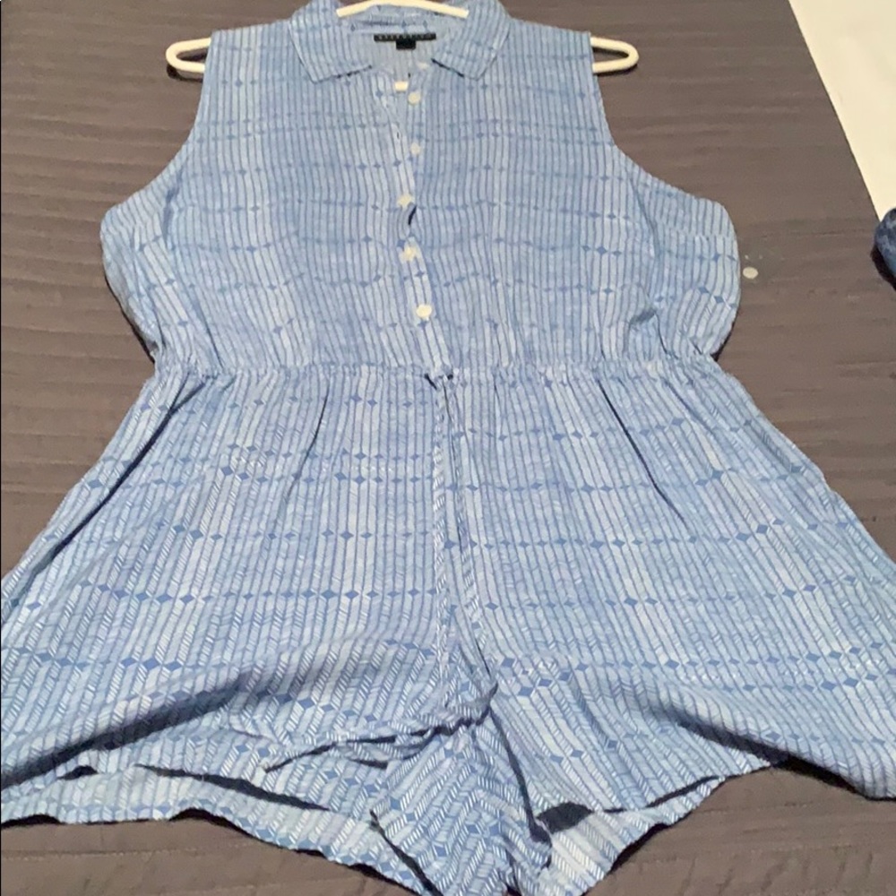 Sleeveless romper!!
